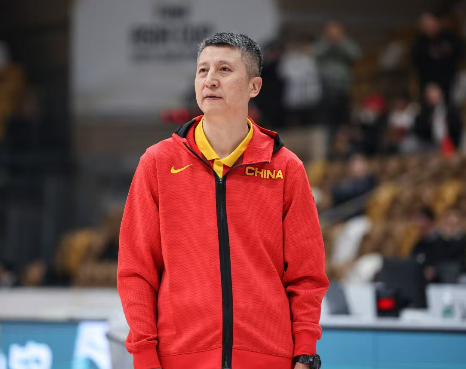 是中国男篮, 给球迷留下 是中国男篮, 给球迷留下