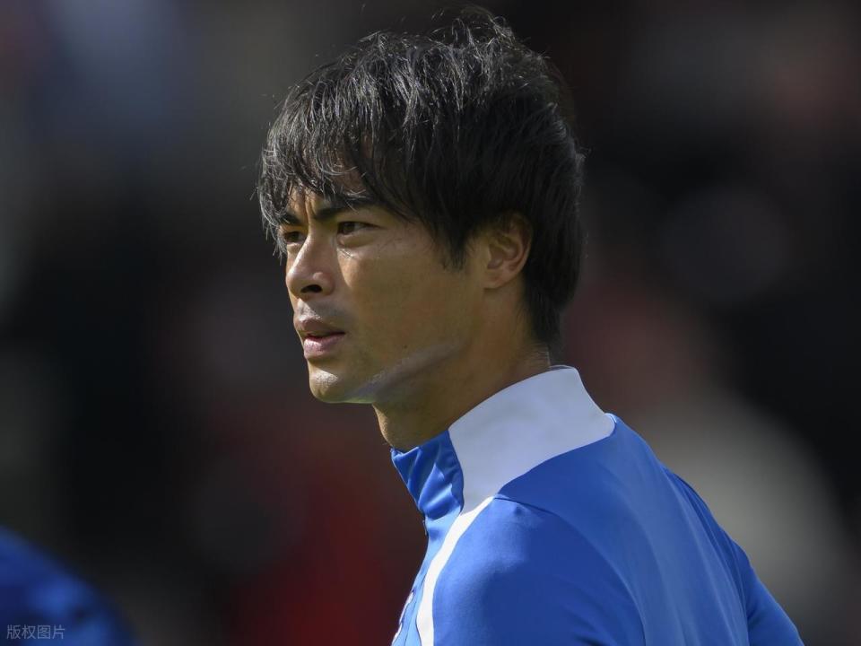 此役坐镇自, 射正次数伯