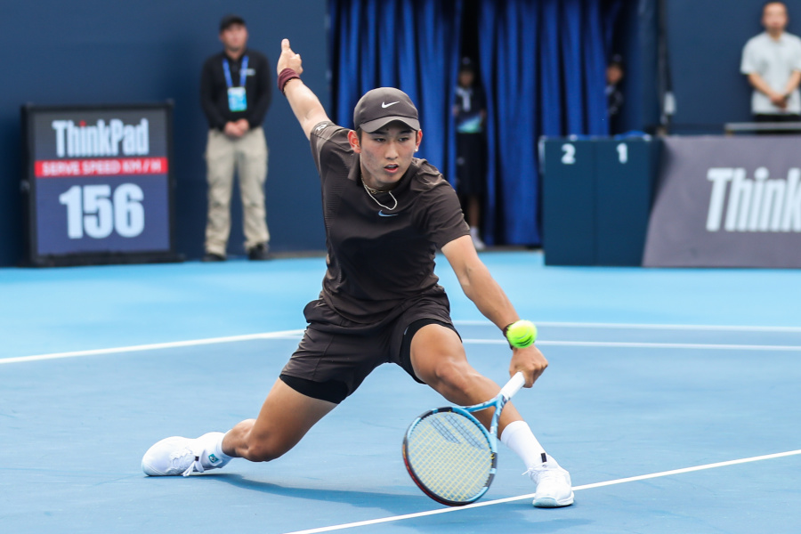 返赛场, 了贝尔赫斯, 家门口 返赛场, 了贝尔赫斯, 家门口